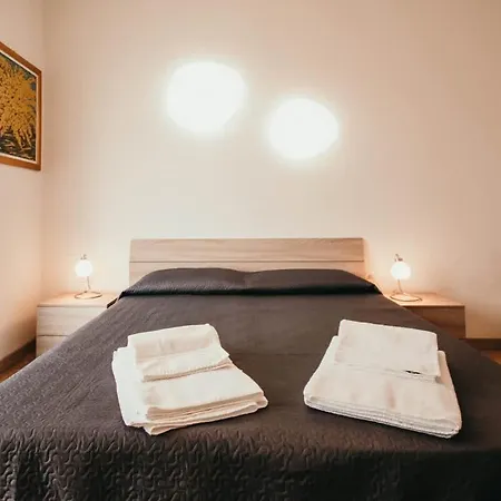 La Casa Del Cuore - Lakeside Leisure & Business Daire